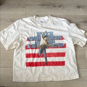 Abercrombie & Fitch Cream Graphic Tee with Red and Blue Design